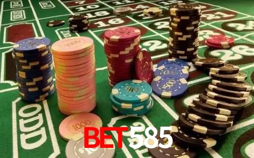 Comparação APP mobile vs versão web da bet585
